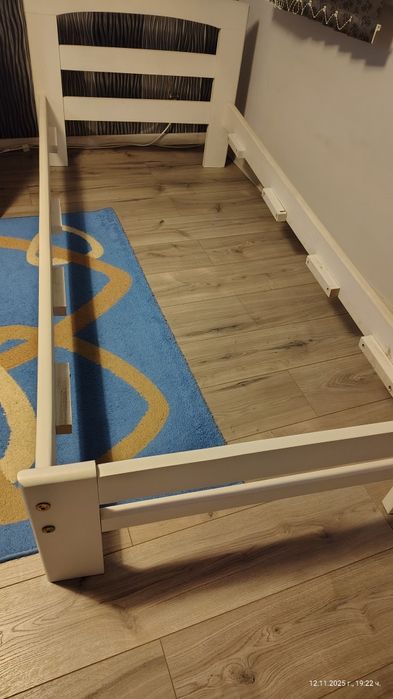 Бяли дървени легла за матрак 190/82