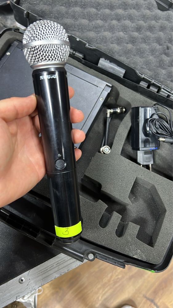 Микрофон радиомикрофон  Shure BLX24R/SM58