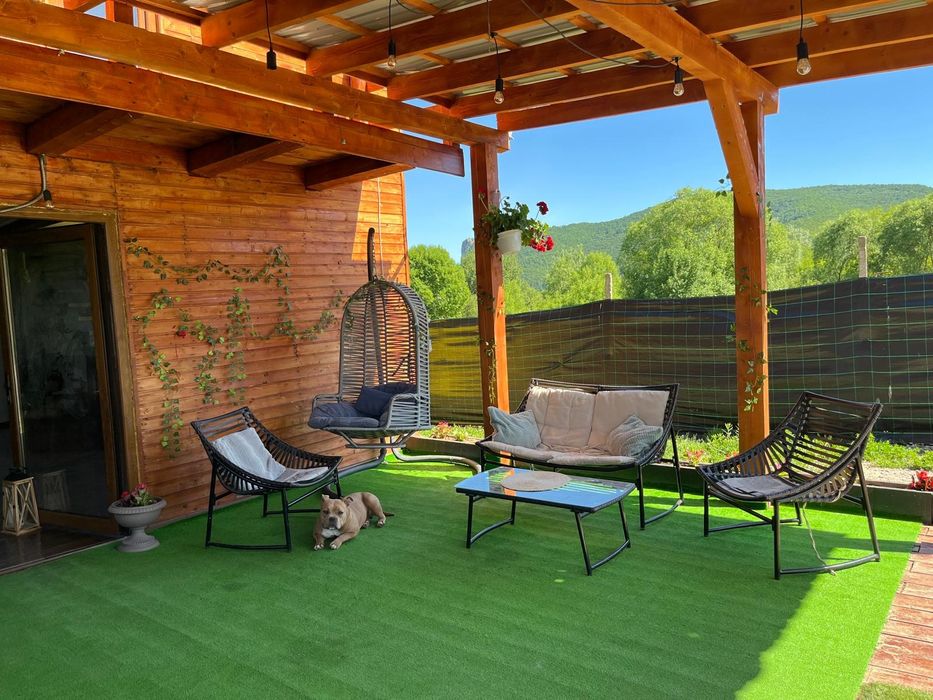 Cabana de inchiriat