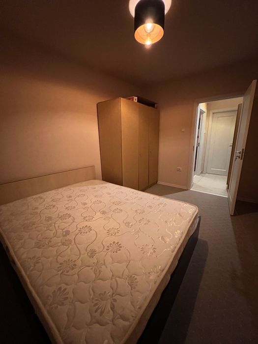 Închiriez apartament 2 camere centru