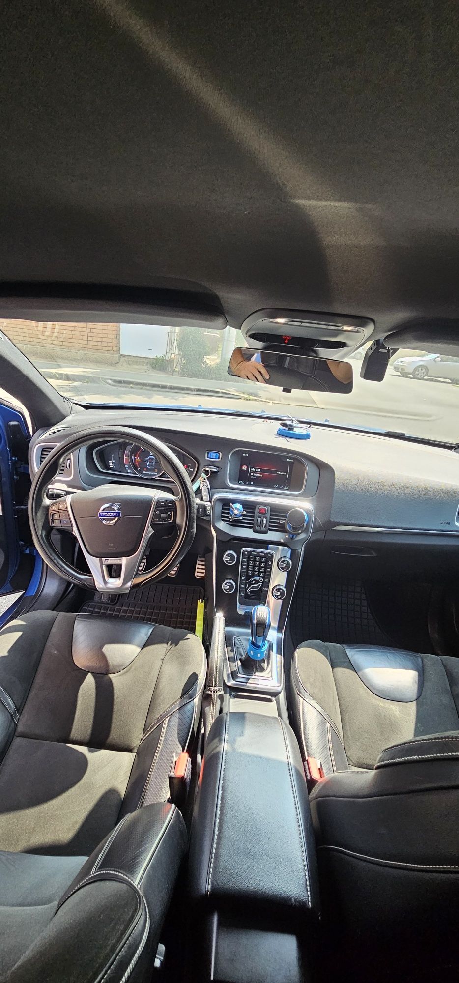 Volvo V40 R-design