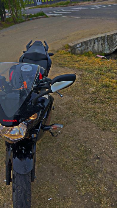 Vand Honda cbr 125r 2017