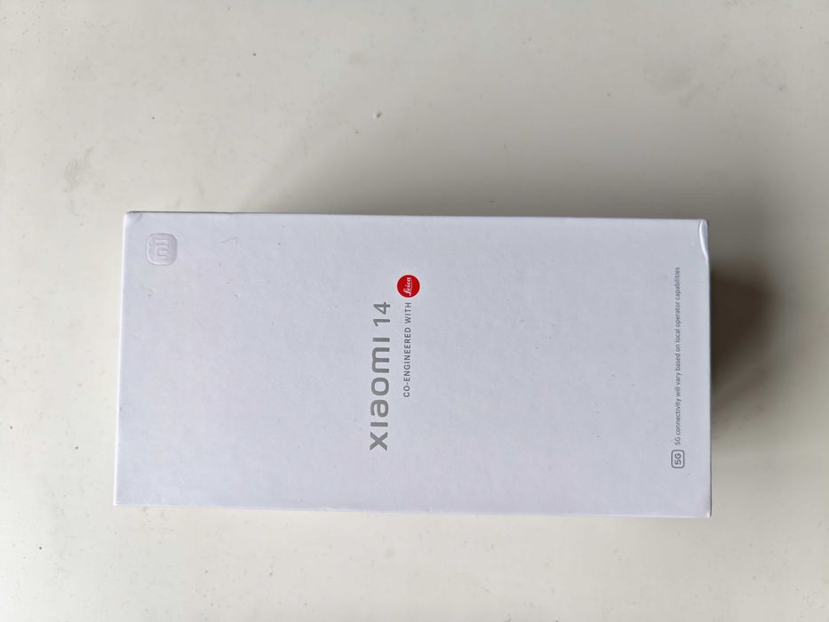 Продавам телефон Xiaomi 14, в отлично състояние в гаранция