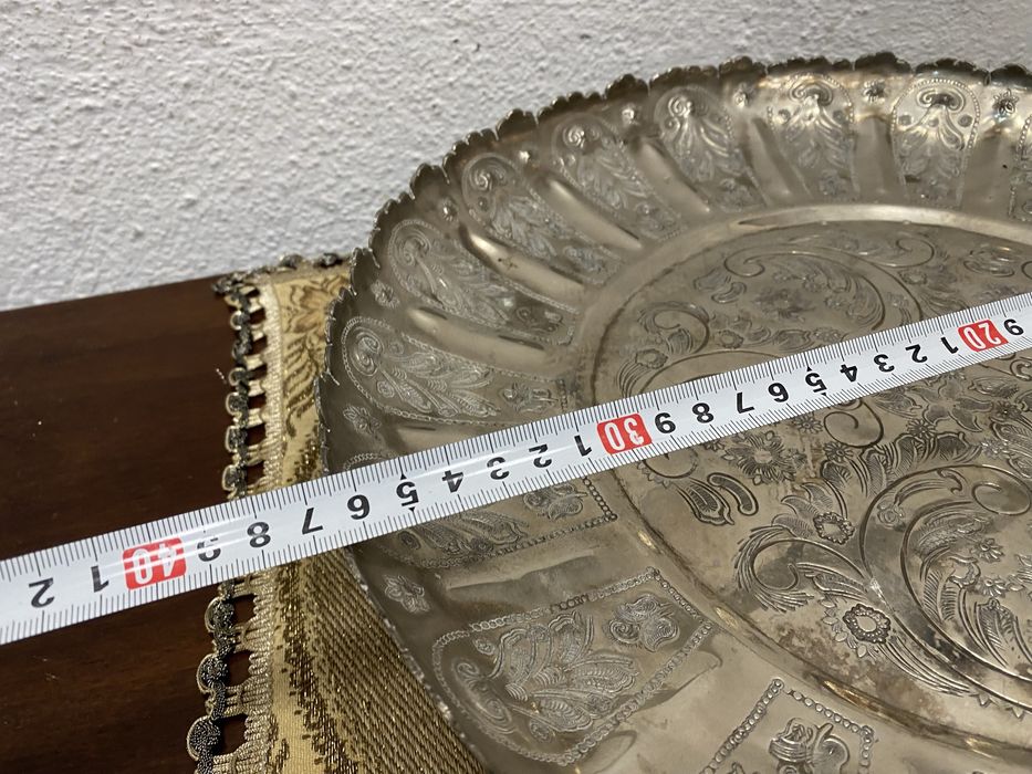 Стара арабска фруктиера с посребряване