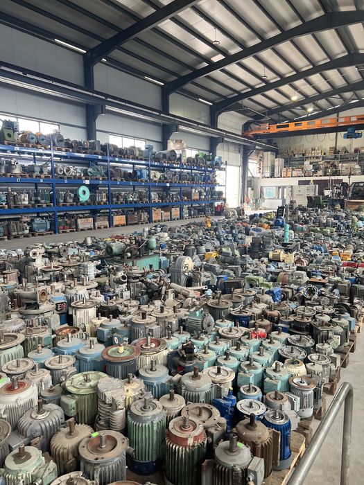 Нов фланцов ел.двигател 0.75кВ 2850 оборота