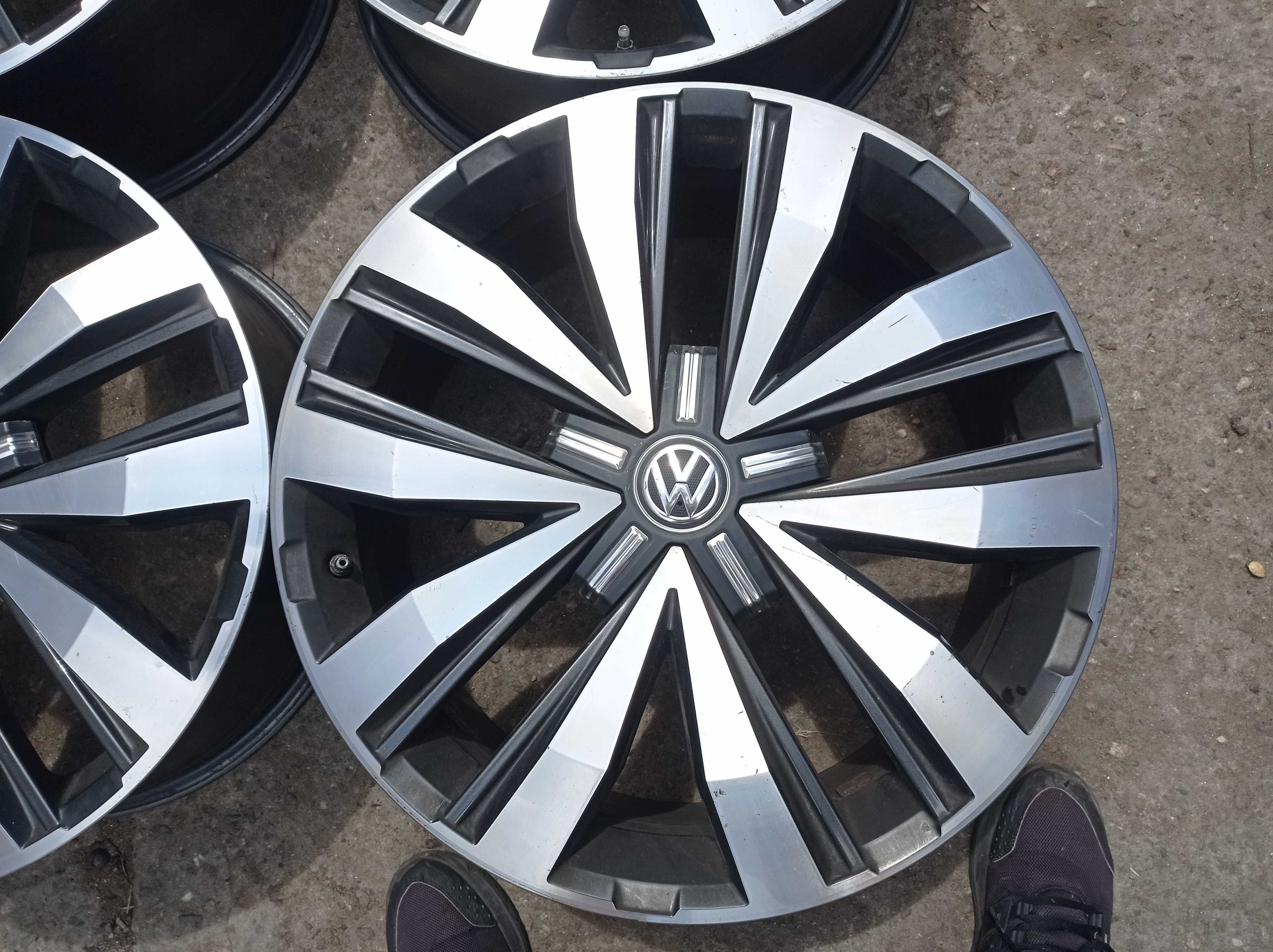 20 5x120 VW Amarok/Transporter Multivan T5/T6 Оригинални