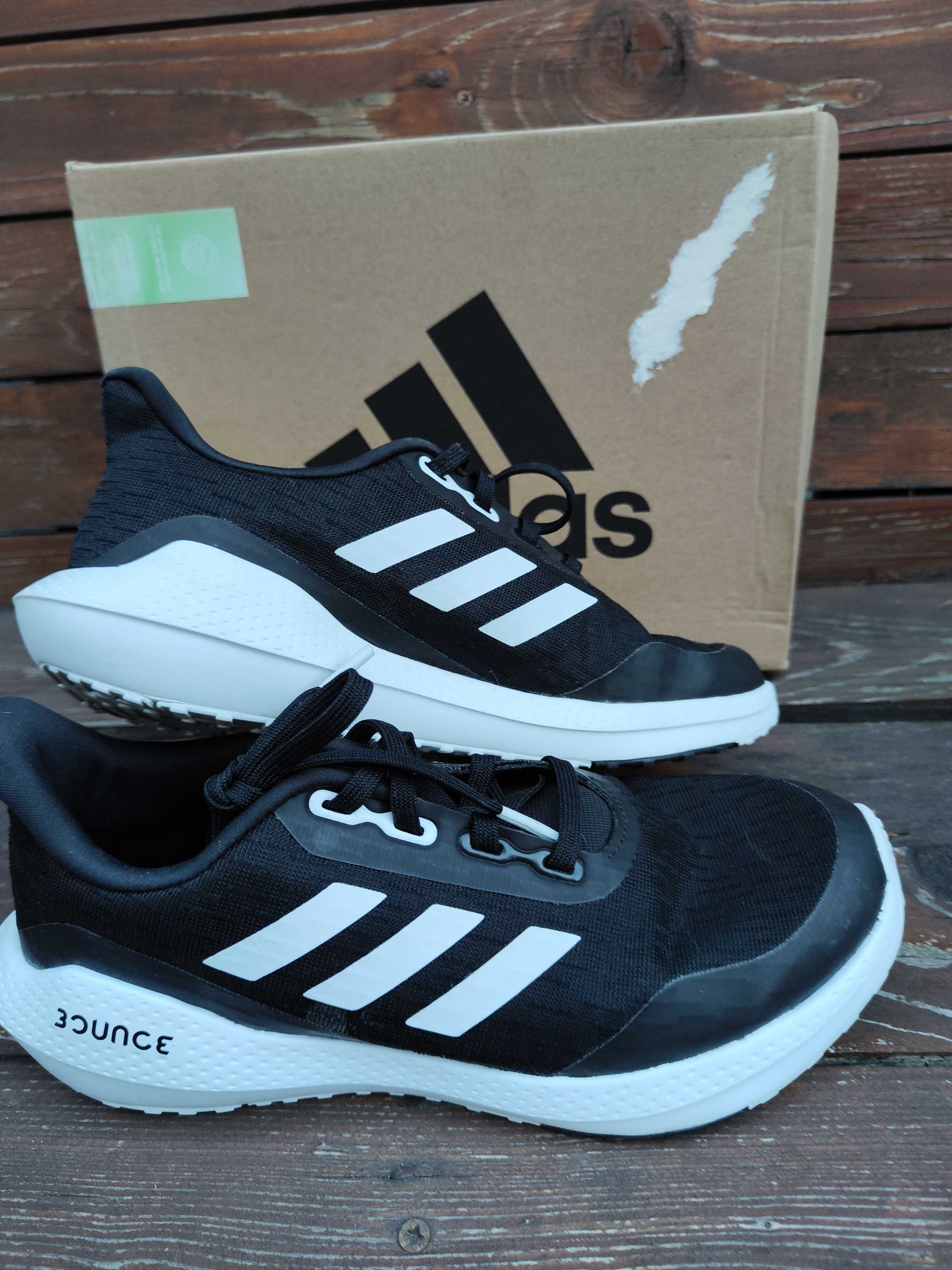 Дамски спортни обувки Adidas Bounce