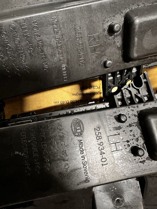 Proiectoare led bară față renault scenic e tech.