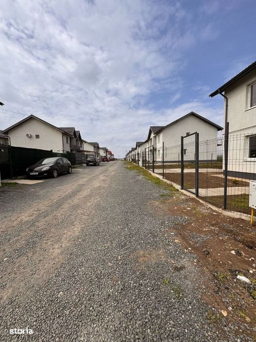 vila tip duplex cu 4 camere