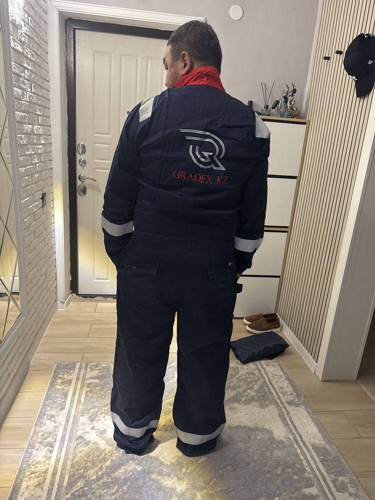 Продам спецодежду