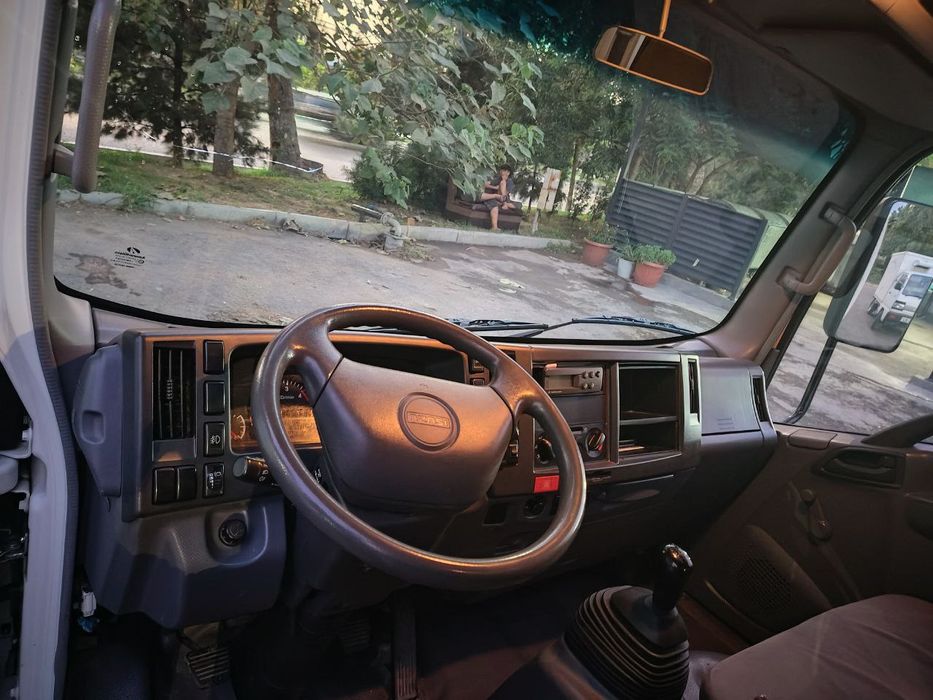 Срочно Сотилади 
ISUZU  FURGON 2008 йил 
Пробег 186 000км
Холати яхш