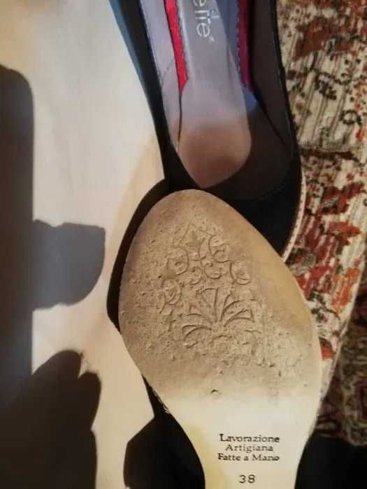 Vand pantofi femei stare foarte buna