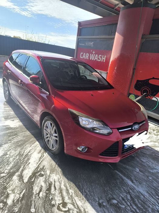 Vând Ford focus 3 Titanium 1.6 TDCI Econetic 2013