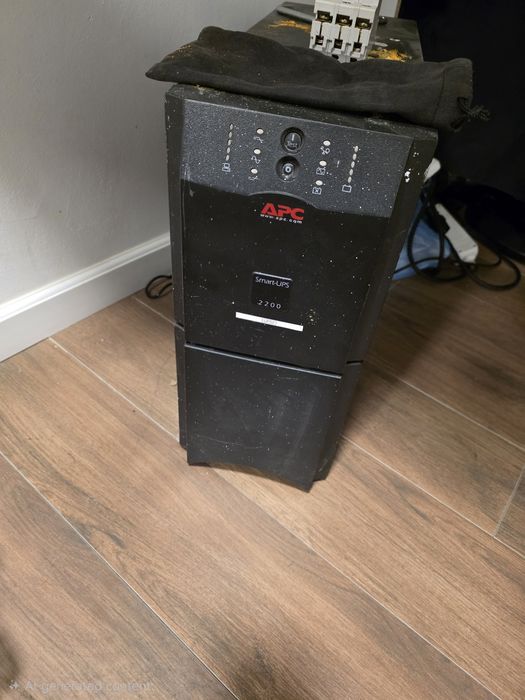 ups APC 2200VA sinus pur