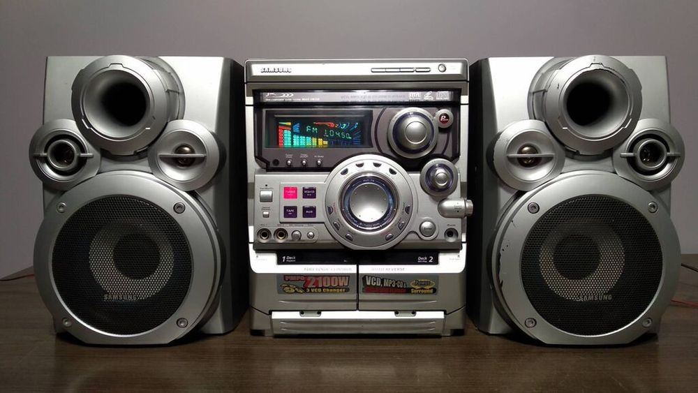 Музыкальный центр Samsung 2100W