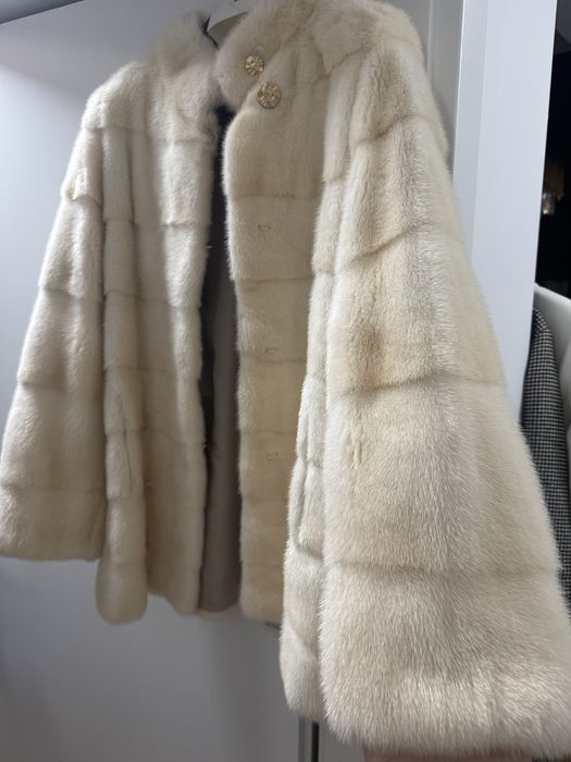 Haina de blana de vizon