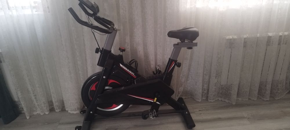 продаеться велотренажор spinning