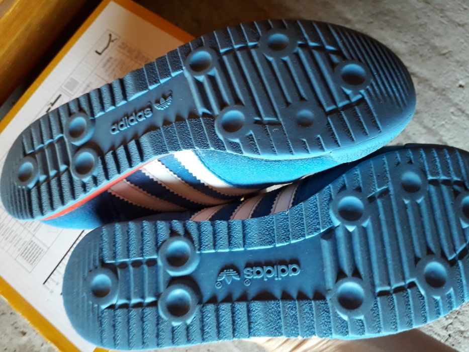 Маратонки adidas