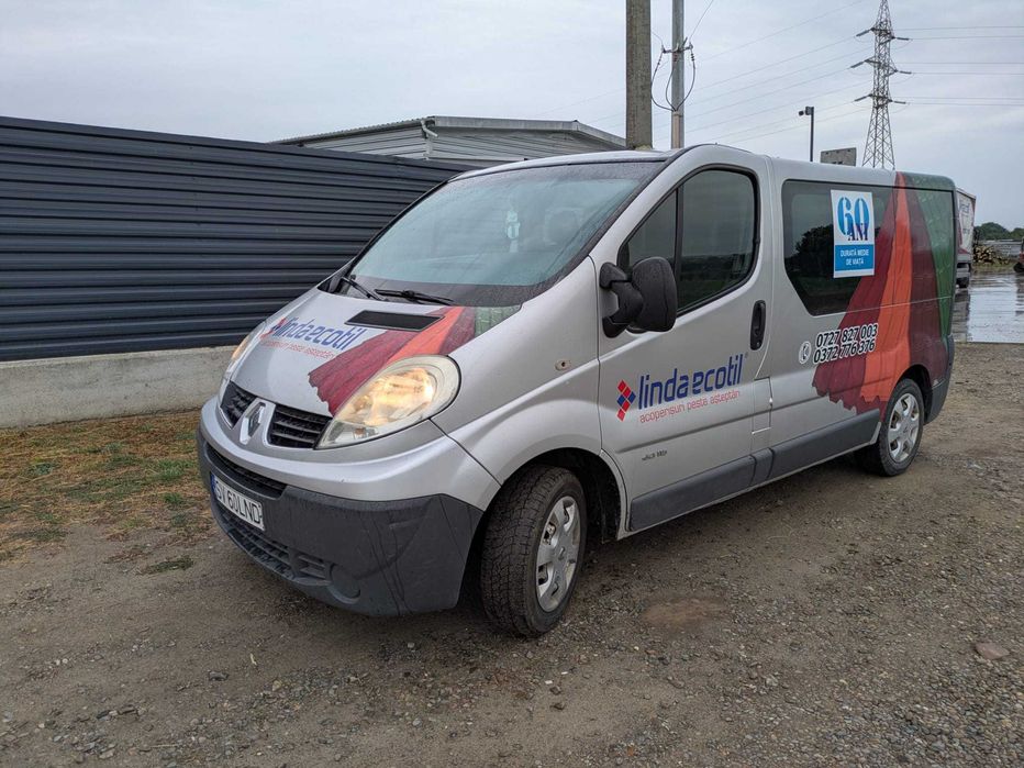 Renault Trafic 8 + 1