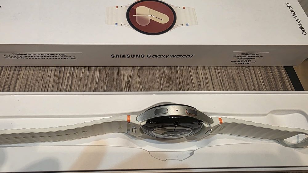 Samsung Galaxy Watch7, 40mm, BT, In garanție până in decembrie 2026