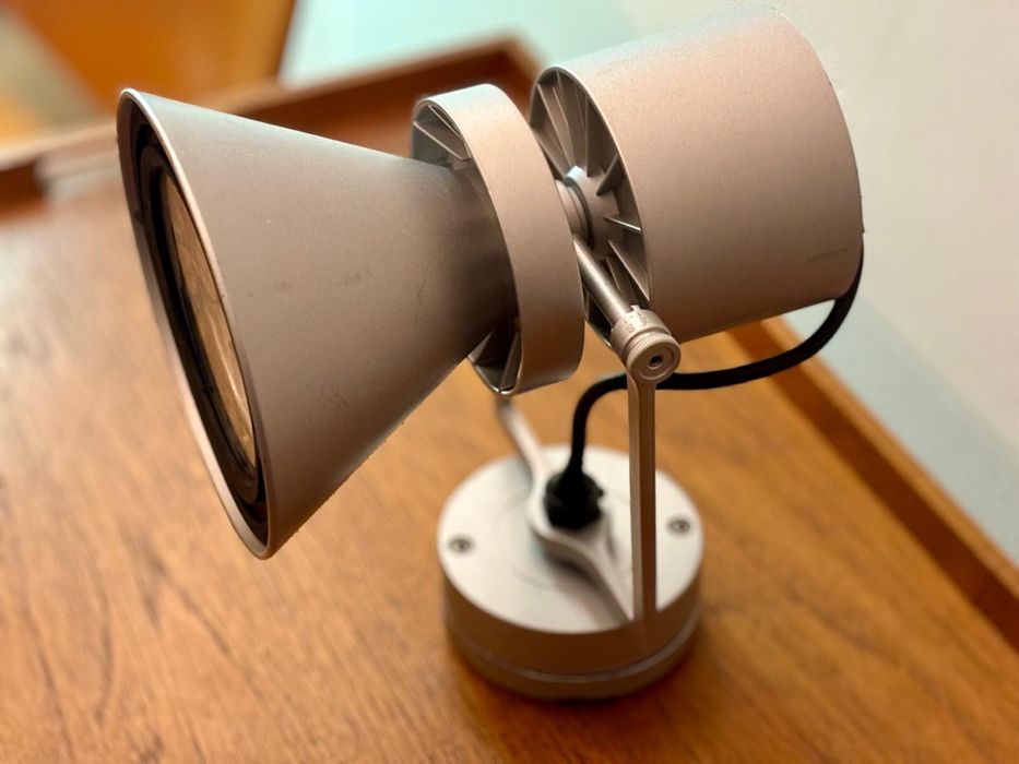 Lampa de perete iGuzzini