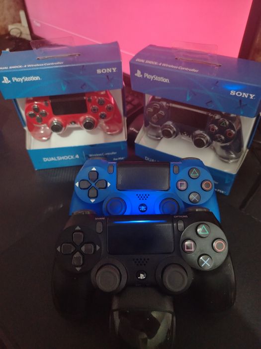 PlayStation 4 slim 500gb + 2 Джойстика