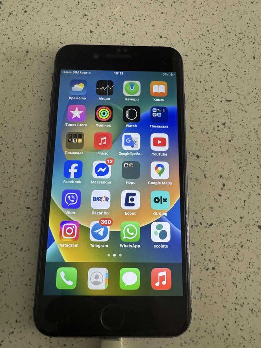Продавам Iphone 8 plus 64GB