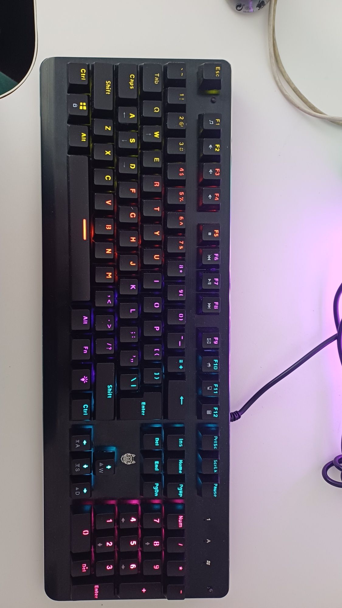 Vand tastatura mecanica full A+Seth