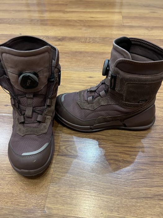 Продаётся детмкая обувь бу ECCO