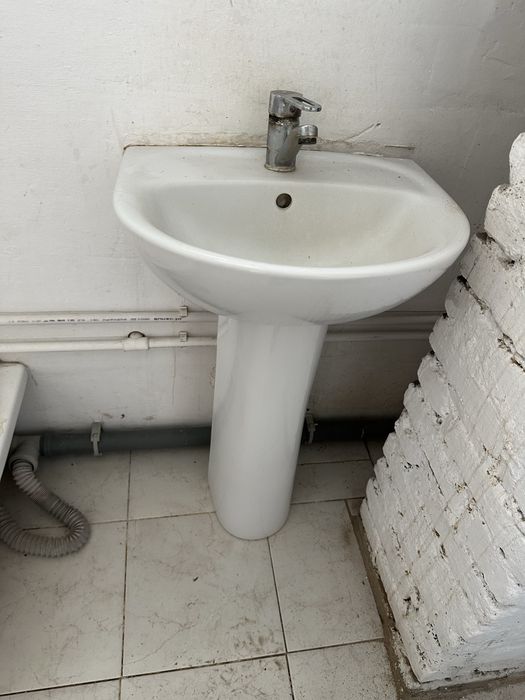 Раковина в санузел