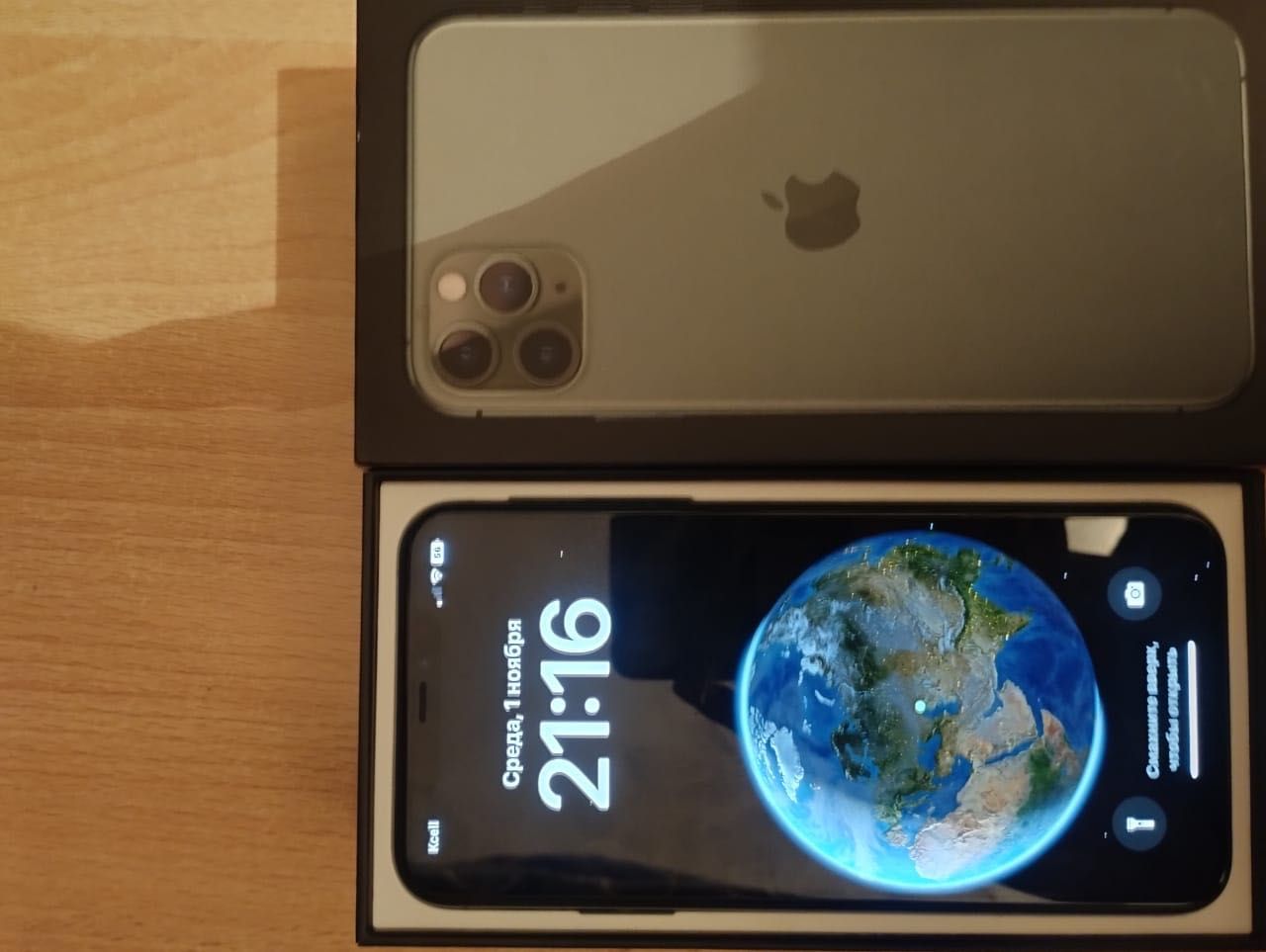 iphone 11 Pro Max,Air pods,Apple watch