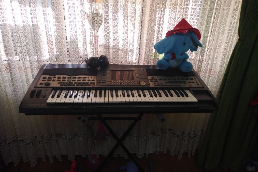 Orga ,Sintetizator ,Pian Yamaha PSR9000