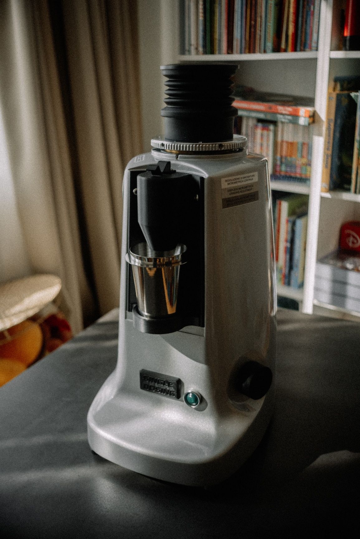 Продавам single dosing кафемелачка Mazzer Super Jolly