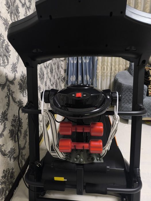 Беговая дорожка для дома или фитнес зал