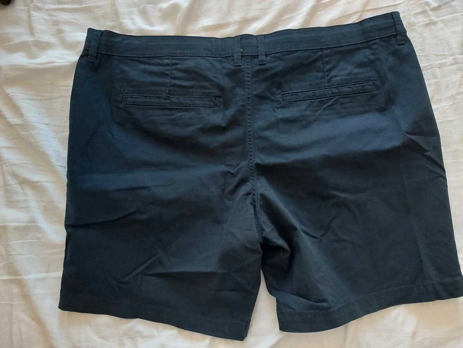 Pantaloni scurti H&M noi