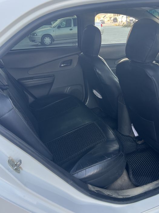 2015 yurgani 157000 kiraska oldi kapot orqa eshikda bor balon yangi 90