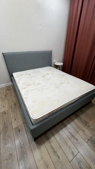 Кровать 2х160 в отличном состоянии