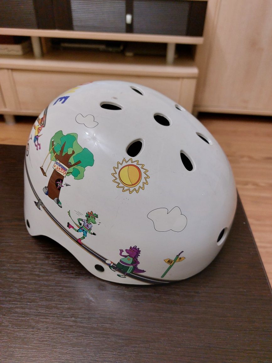Детский защитный шлем