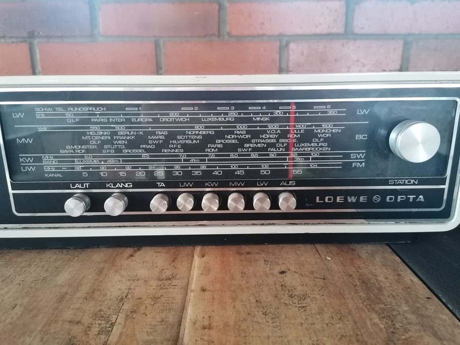 Radio retro Loewe Opta
