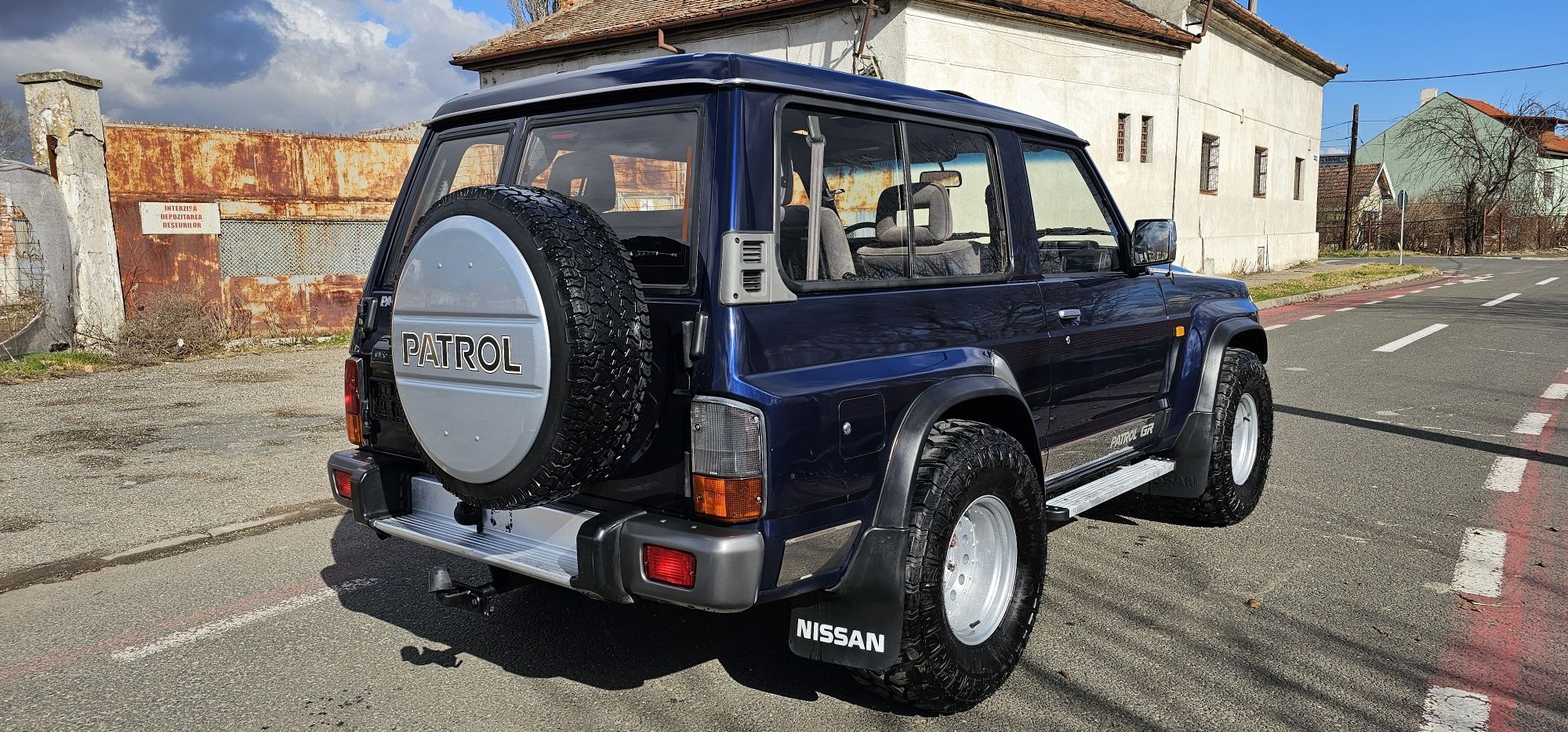 Nissan Patrol Y60 GR Autoutilitara N1 2.8 Diesel