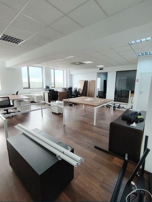 Mutari mobila bagaje cutii birouri transport duba canapea mobila ikea