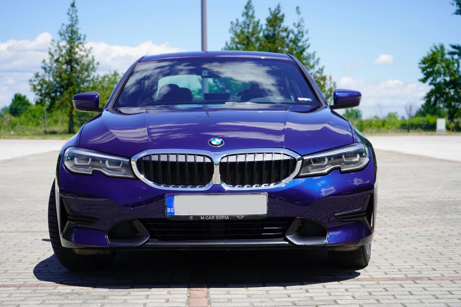 BMW 330 xDrive/KEYLESS/ Virtual Cockpit/ Sport Line