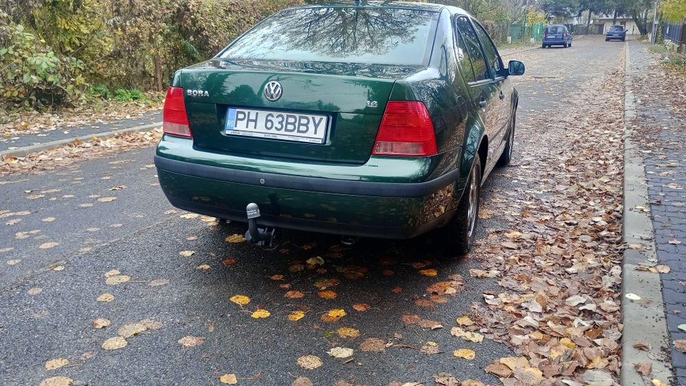 Volkswagen bora 1.6 sr.. fara rugina ...scaune de piele