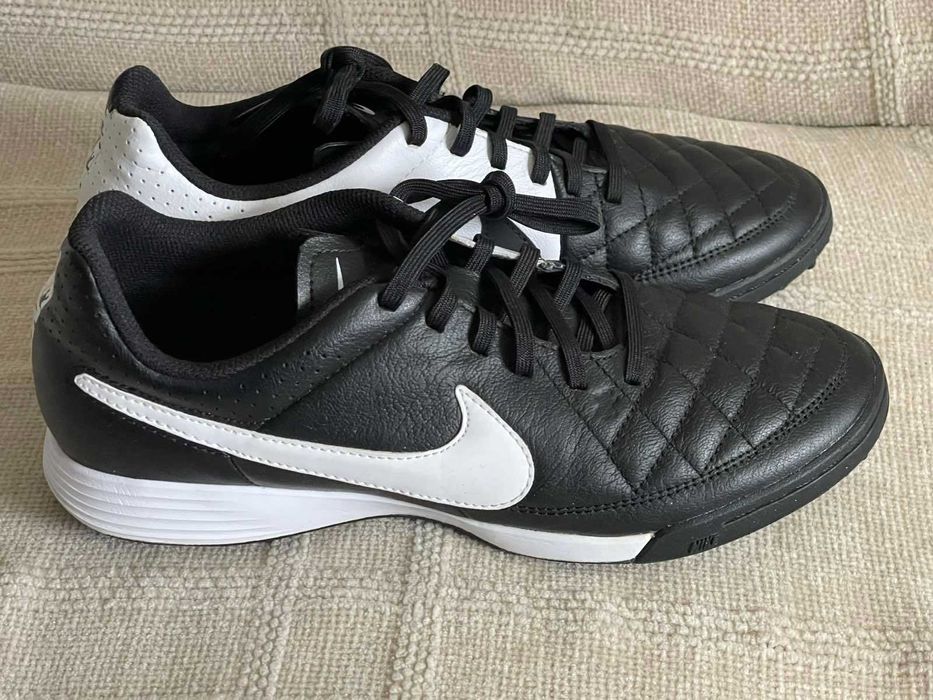 Nike Tiempo TF  EU40