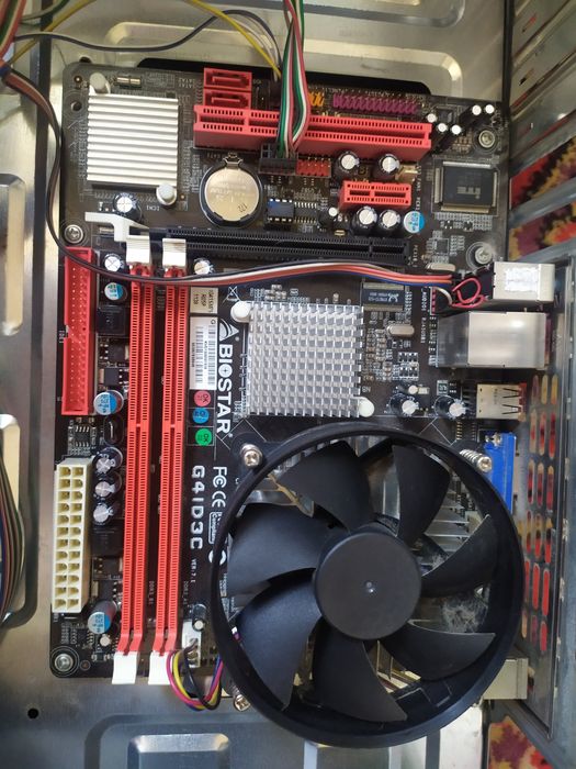 Продам мониторы и комплектующие к ПК