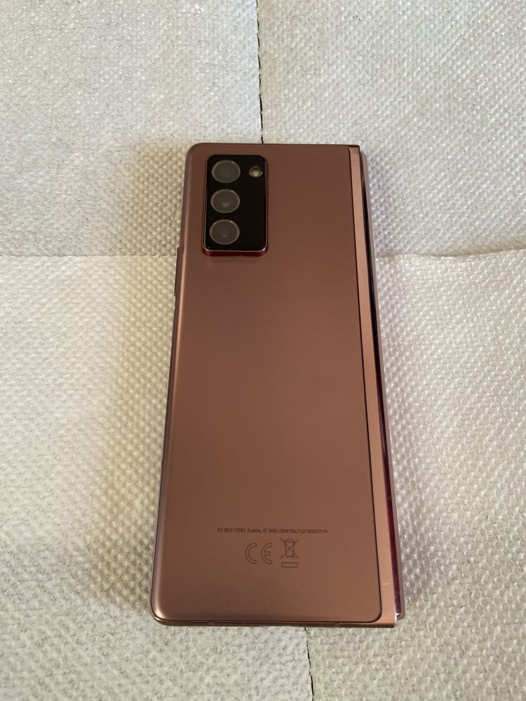Samsung Galaxy Z Fold 2 Pink