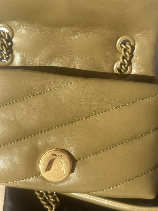 Pinko комплект: Чанта Love Puff и колан Love Berry в каки