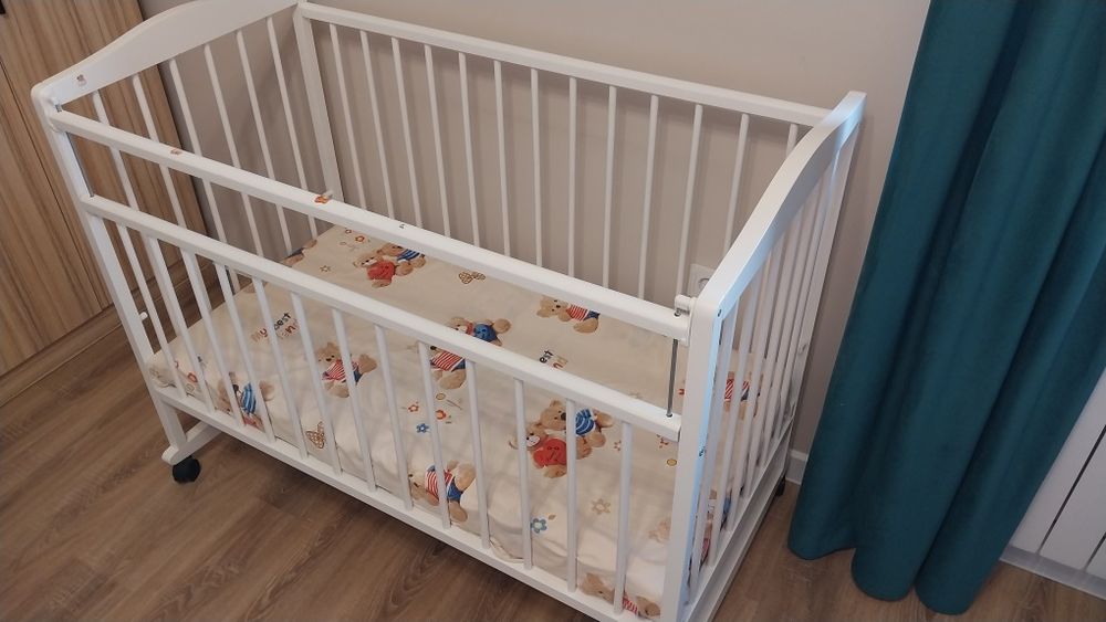 Манеж с матрасом