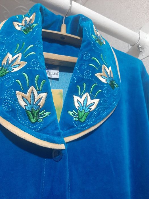 Халат велюр. Размер  50--52. НОВЫЙ. Турция.