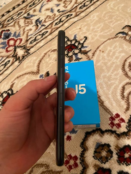 СамсунгJ5патчти новый